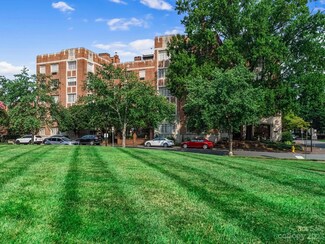 301 W 9th St Unit 401, Charlotte, NC 28202