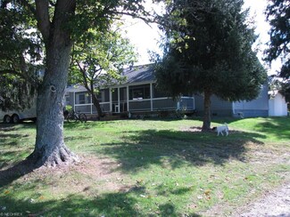 13896 Murphy Valley Rd, Newcomerstown, OH 43832
