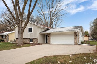 2602 Edgewood Ct, Stillwater, MN 55082
