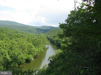 8 Eagle Bay, Bloomery, WV 26817