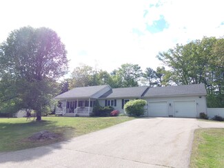 18 Copper Ln, Rochester, NH 03868