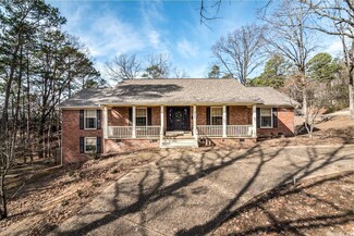311 Valley Club Cir, Little Rock, AR 72212