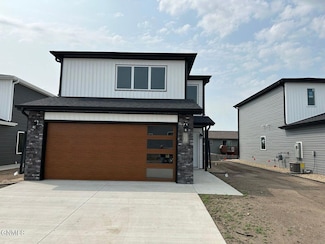 131 Marshall Loop, Bismarck, ND 58504