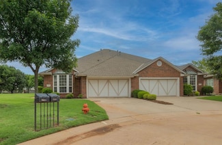 15401 Swallowtail Rd, Edmond, OK 73013
