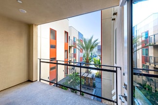202 Tribeca, Irvine, CA 92612