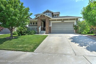 26 Kit Carson Peak Ct, New Castle, CO 81647