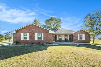 22543 Dempsey Rd, Leavenworth, KS 66048