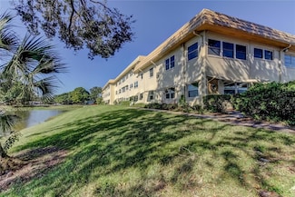 3850 13th Ave N Unit 105, Saint Petersburg, FL 33713