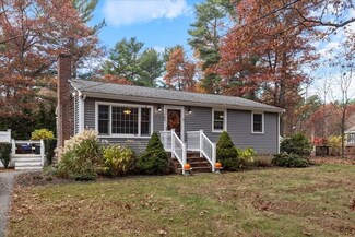 147 Lake St, Pembroke, MA 02359