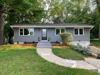 425 Concord Ave, Fox River Grove, IL 60021
