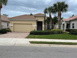 3928 Jasmine Lake Cir, Naples, FL 34119