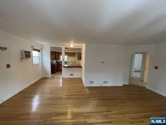 567 Stewart St Unit 2, Ridgefield, NJ 07657