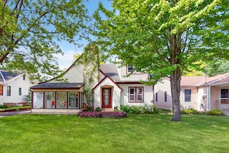4327 W Broadway Ave, Robbinsdale, MN 55422