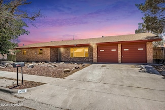 1018 Avondale Dr, Las Cruces, NM 88005