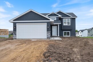276 Wood Duck Ln, Baldwin, WI 54002