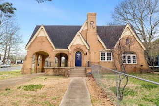 1020 Prospect Ave, Hot Springs National Park, AR 71901