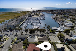 17179 Roundhill Dr, Huntington Beach, CA 92649