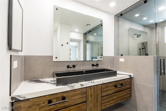 902 Possum Hill St, Henderson, NV 89014