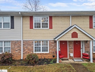 107 Silver Brook Dr, Simpsonville, SC 29681