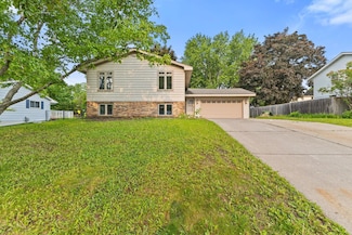 228 16th Ave SW, New Brighton, MN 55112
