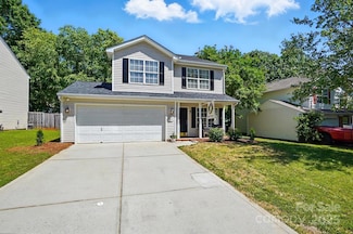 820 Settlement St, Lake Wylie, SC 29710