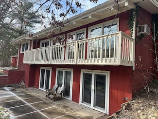 6840 S Riverbend Ln, Baldwin, MI 49304