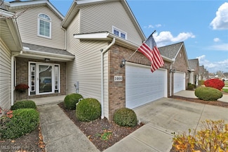 1464 Winged Foot Dr, Brunswick, OH 44212