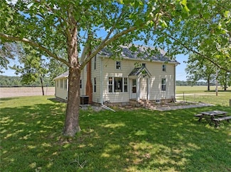 230 N 2190 Rd, Lecompton, KS 66050