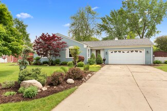 30 Pickford Rd, Montgomery, IL 60538