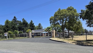 292 Palm Ave, Penngrove, CA 94951