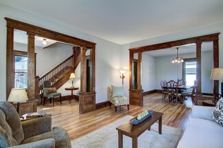 727 Oak St, Hudson, WI 54016