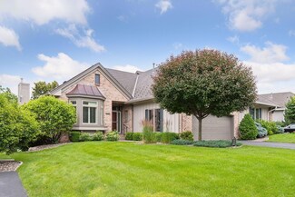 510 Waycliffe Dr N, Wayzata, MN 55391
