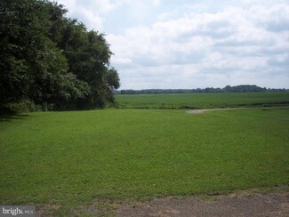25876 E Hill Rd, Worton, MD 21678