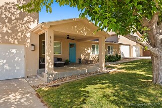 1207 W Santa Clara Dr, Santa Clara, UT 84765