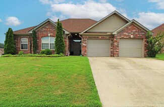 3023 Denise Dr, Benton, AR 72015