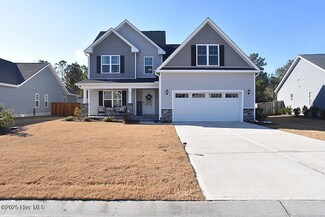 431 Pebble Shore Dr, Sneads Ferry, NC 28460