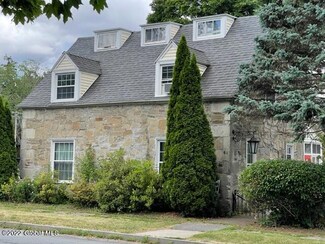 61 7th Ave, Troy, NY 12180