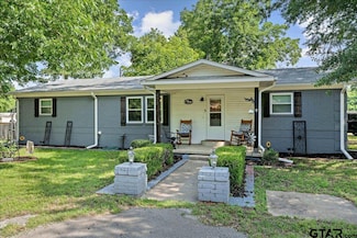 403 Kennedy St, Lindale, TX 75771