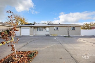 958 Bracken St N, Twin Falls, ID 83301