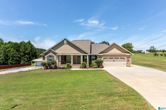 719 Rabbittown Rd, Gadsden, AL 35905