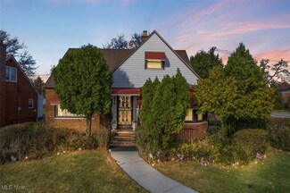 3981 Colony Rd, Cleveland, OH 44118