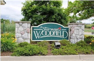 12101 Pinehurst Ln Unit 21, Grand Blanc, MI 48439