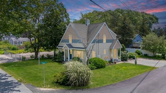 6 North Rd, Mattapoisett, MA 02739
