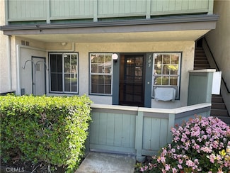 18232 Parkview Ln Unit 103, Huntington Beach, CA 92648
