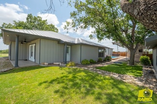 12526 Twin Lakes Ln, San Angelo, TX 76904