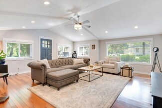 11455 Mississippi Dr N, Champlin, MN 55316