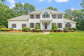 21 Highland Cir, Halifax, MA 02338