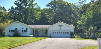 8099 Edinboro Rd, Erie, PA 16509