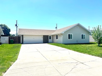 314 Forest Dr, Norfolk, NE 68701