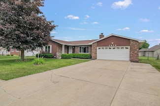 2879 Briarwood Dr, Saginaw, MI 48601